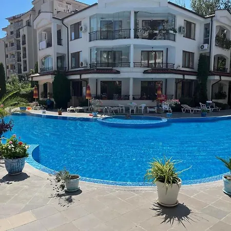 Chateau Valon Holiday 阳光海滩